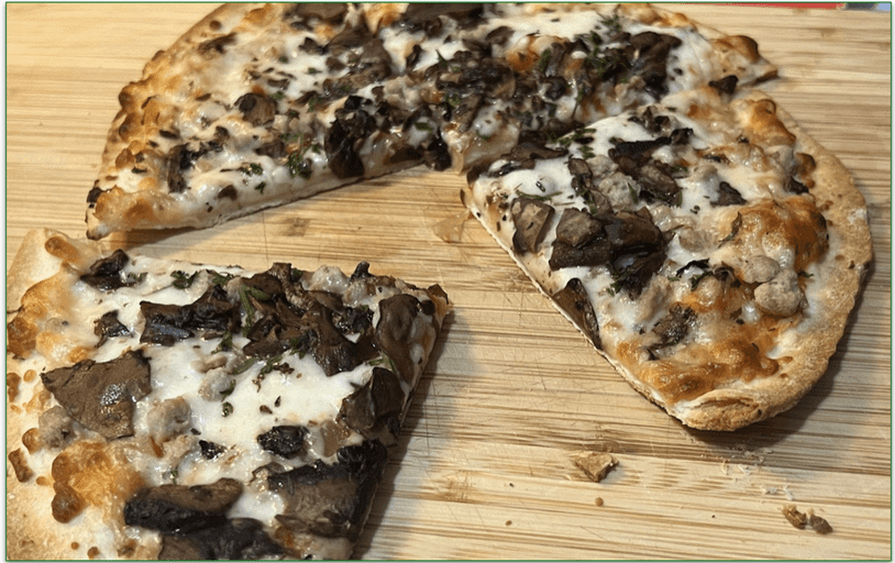 Caramelized Onion, Mushroom and Turkey Sausage Pizza by Nutrisystem