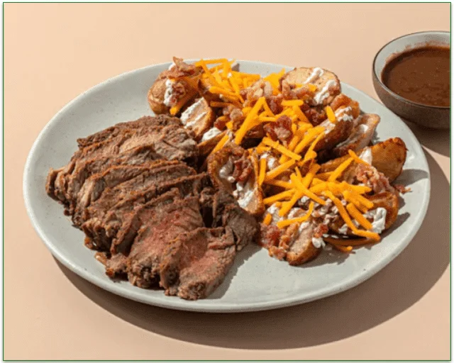 Tovala's Garlic Pepper Steak dish