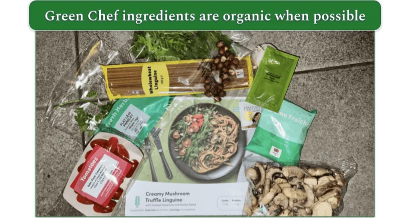 Green chef ingredients in their packaging and a corresponding recipe card