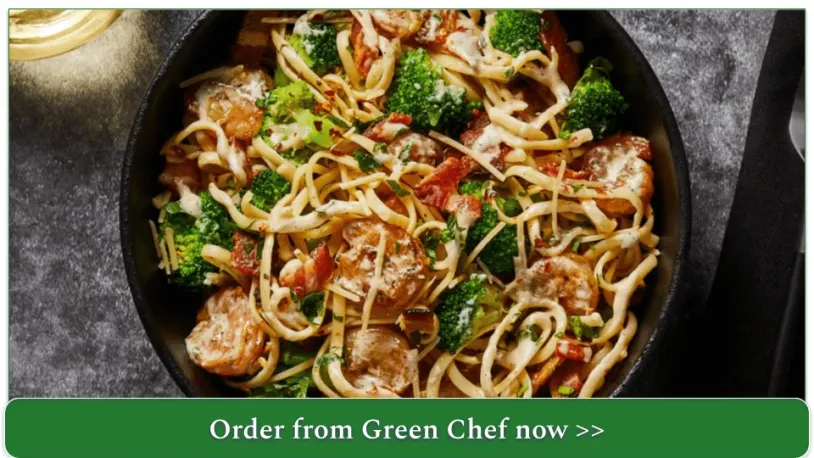 Green Chef's Parmesan Linguine with Shrimp & Bacon broccoli, creamy mushroom sauce, parsley