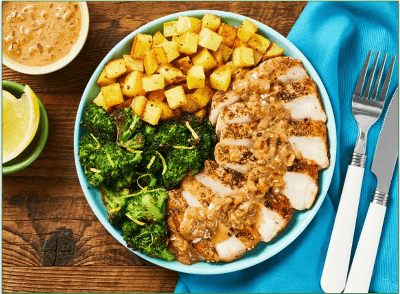 HelloFresh's Steakhouse-Style Pork Chops with a Creamy Pan Sauce, Roasted Potatoes & Lemony Broccoli