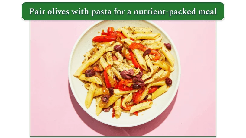 Dinnerly's Mediterranean Chicken Pasta with Olives, Sweet Peppers & Onions dish